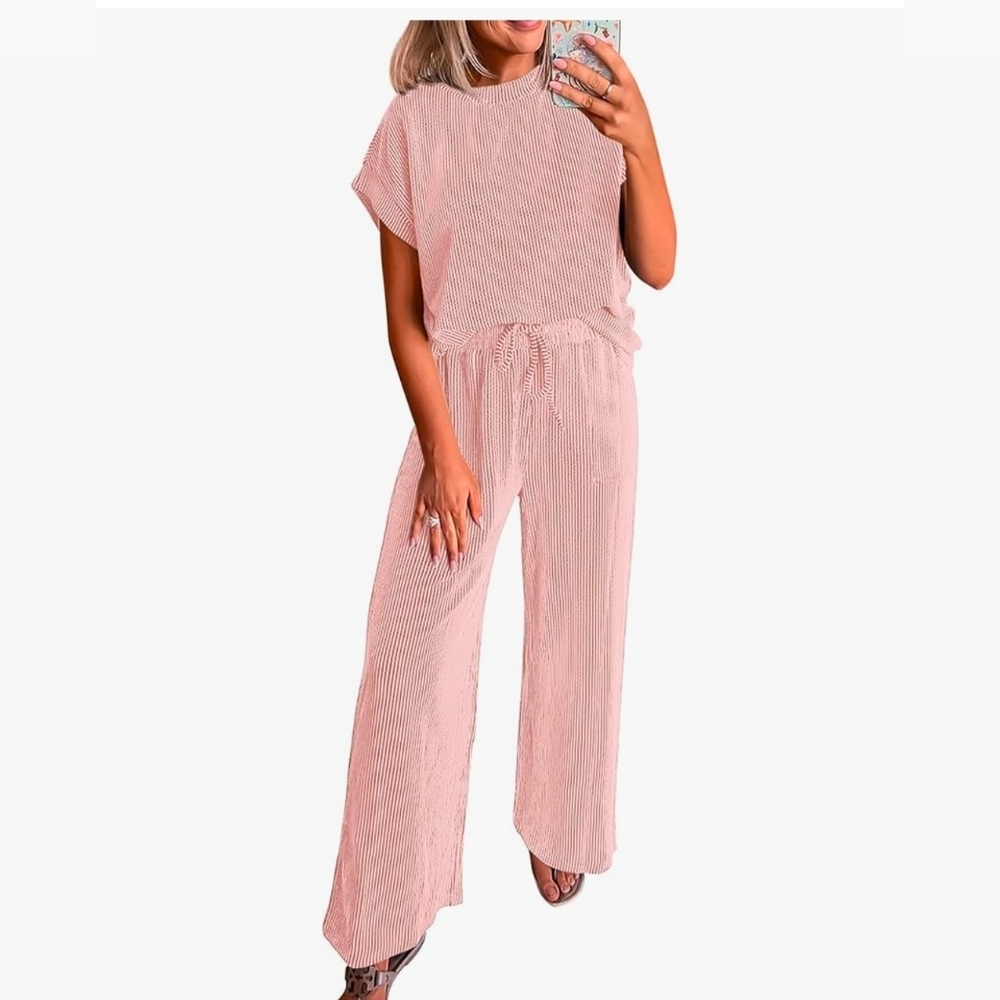 HOST PICK- Women's Pink 2 Piece Ribbed Knit Set